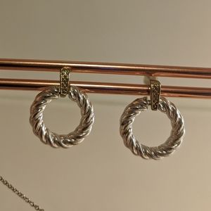 Circle earrings